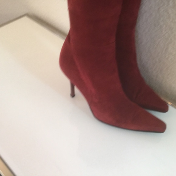Via Spiga tall red suede.boots with sexy back button detailπ - Picture 13 of 16